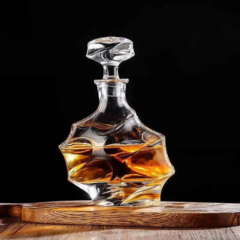 Decanter de Whiskey em Vidro Facetado